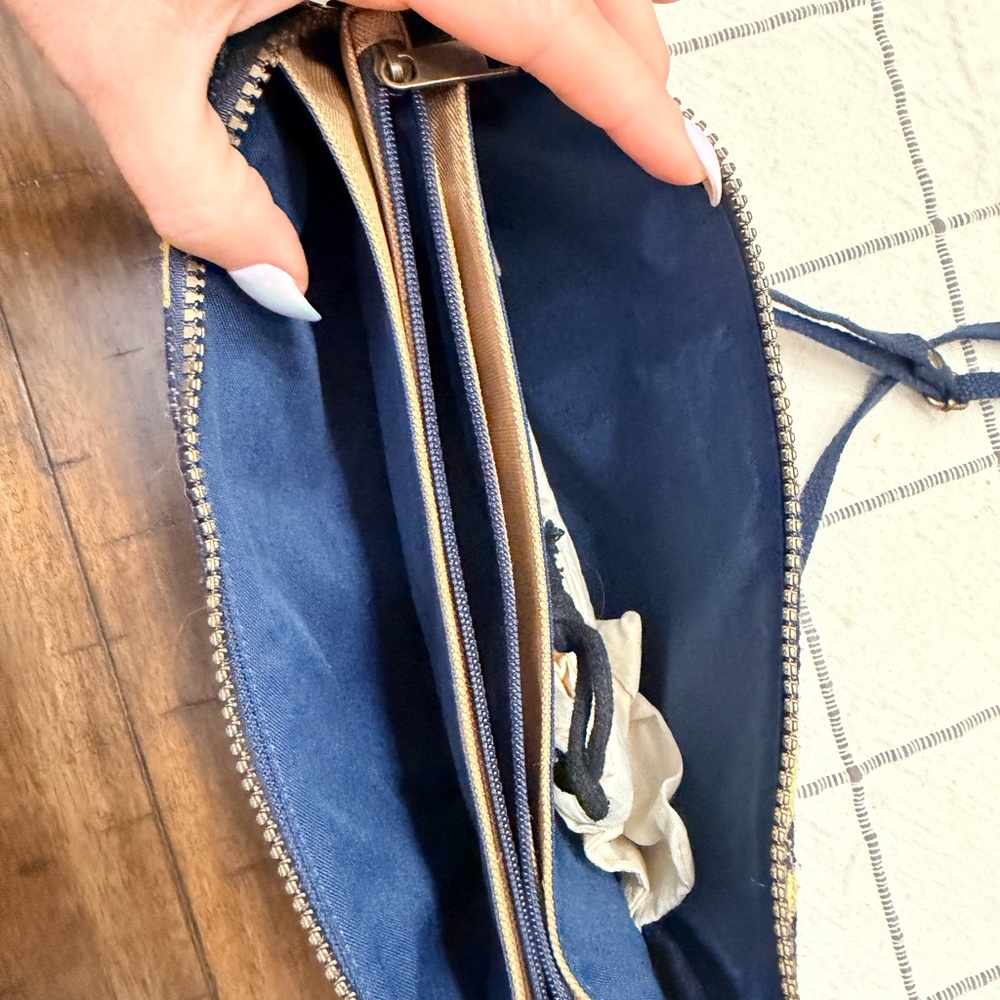 Pendleton Navy Wool Crossbody with Multicolor Sou… - image 4